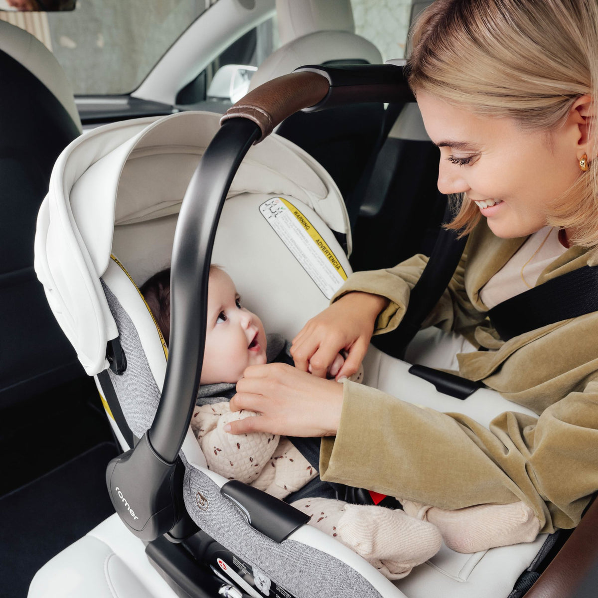 Juni Infant Car Seat with Versa Base